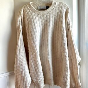 Bill Blass Hand Framed Made in USA Cream Crewneck Sweater Men’s XL Vtg